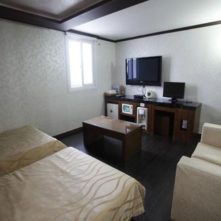 Diamond Hotel Suwon Exterior foto