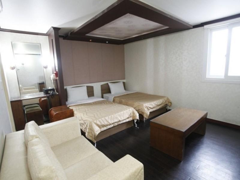 Diamond Hotel Suwon Exterior foto